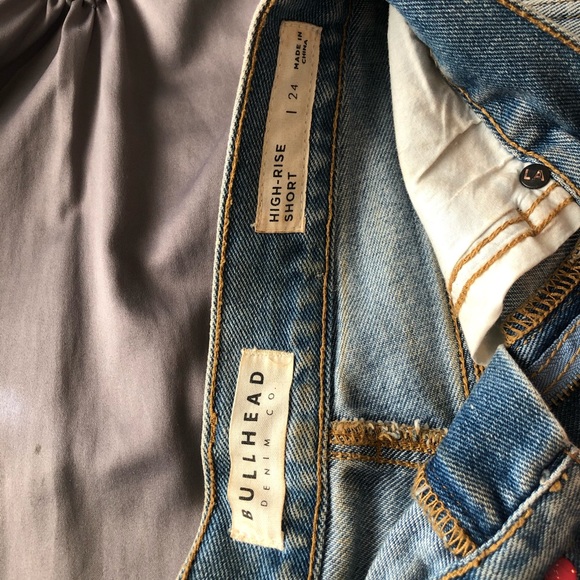 High Rise Cut Off short Shorts - Picture 3 of 3